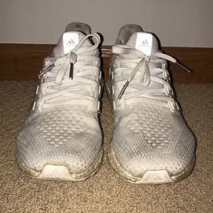 Ultra boost 2.0 Triple White